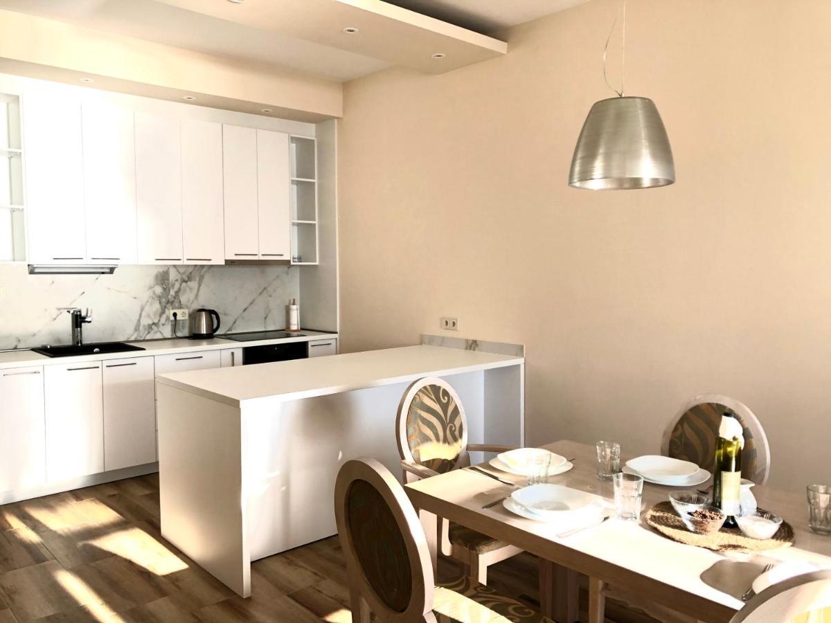 Lovely Apartment Sveti Stefan Extérieur photo