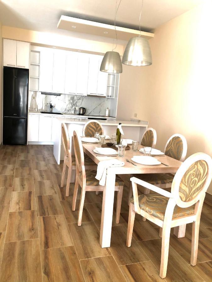 Lovely Apartment Sveti Stefan Extérieur photo
